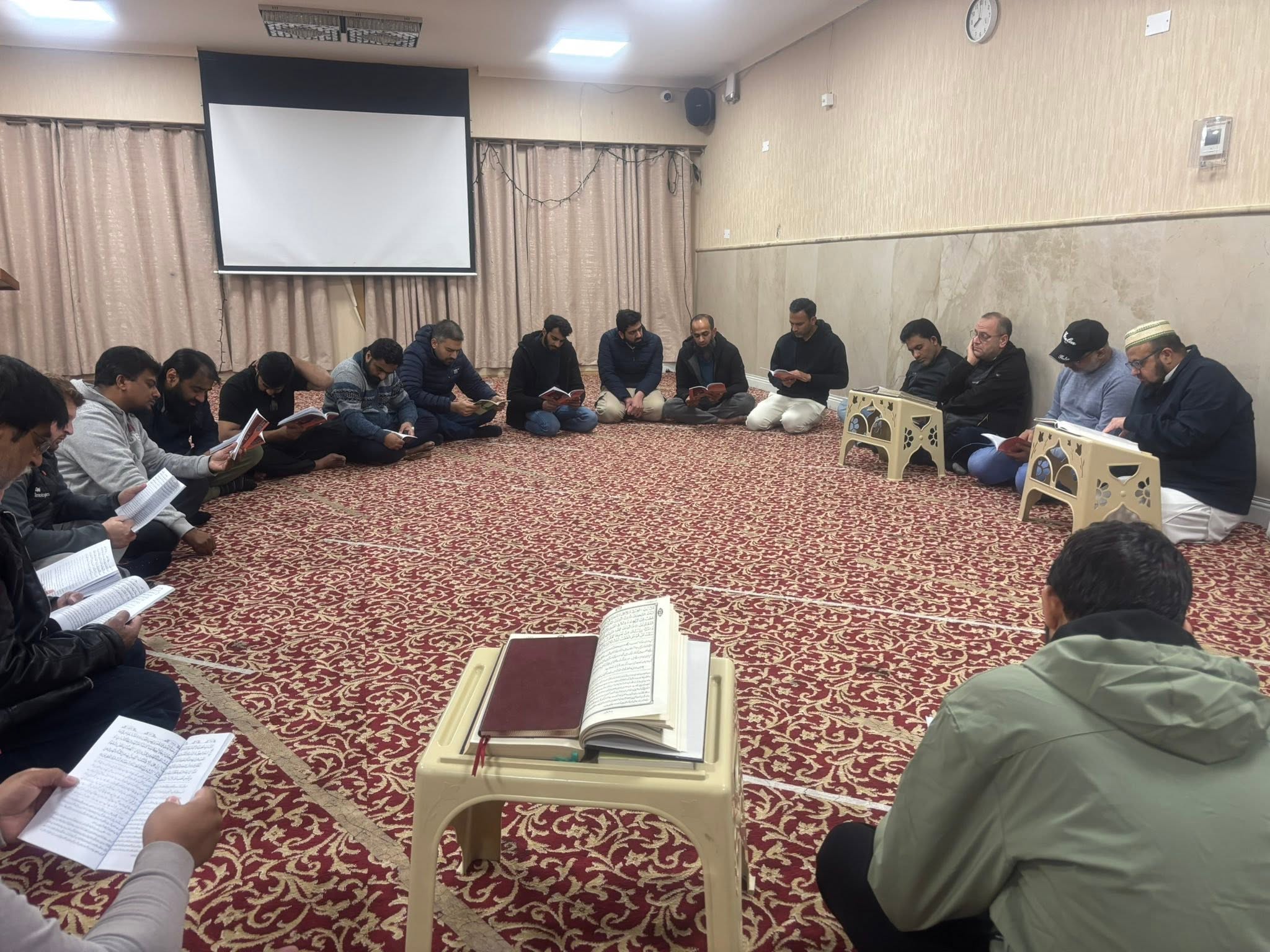 Weekly halqa study circle